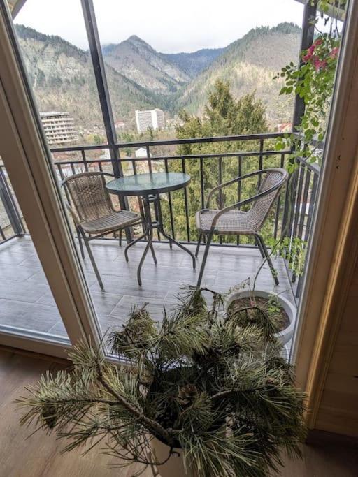 Unforgettable Attic With Balcony In Borjomi Exterior foto
